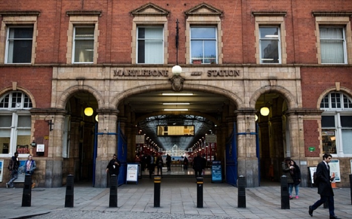 Hundreds evacuated after train fire at Marylebone station